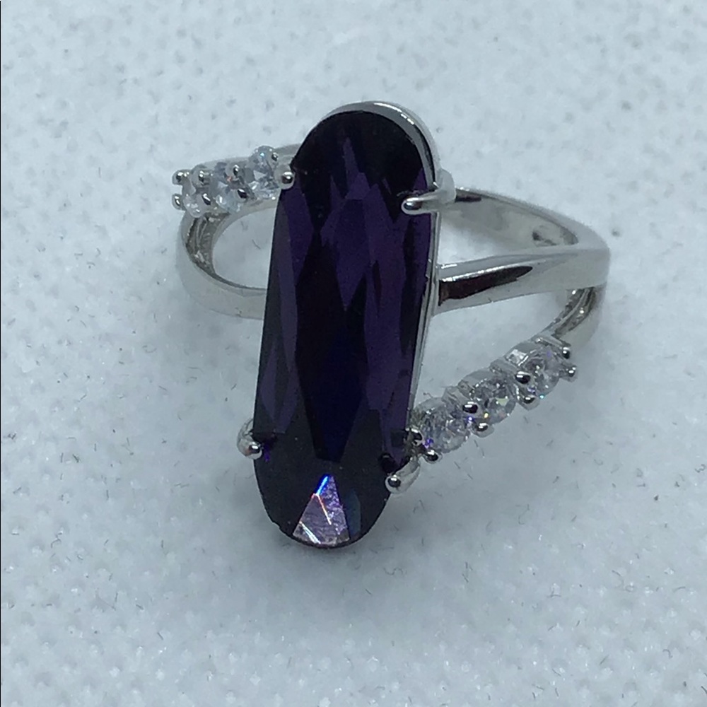 925 ss amethyst ring with AAA zircon accent stones